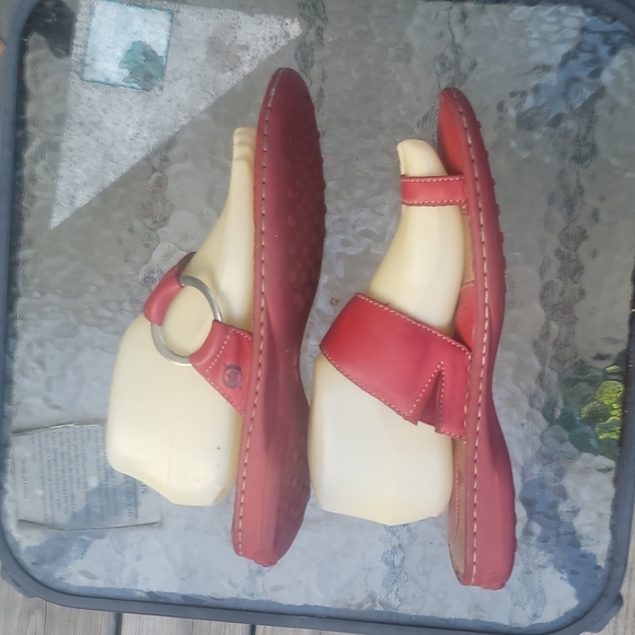 BORN HAND CRAFTED FOOTWEAR SANDALS - Picture 6 of 12